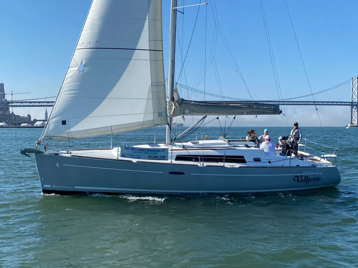 Valkyrie, a Beneteau 37, sailing on San Francisco Bay